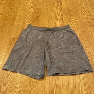 Lululemon Athletica Men’s Medium T.H.E Linerless Short w/ 7” Inseam